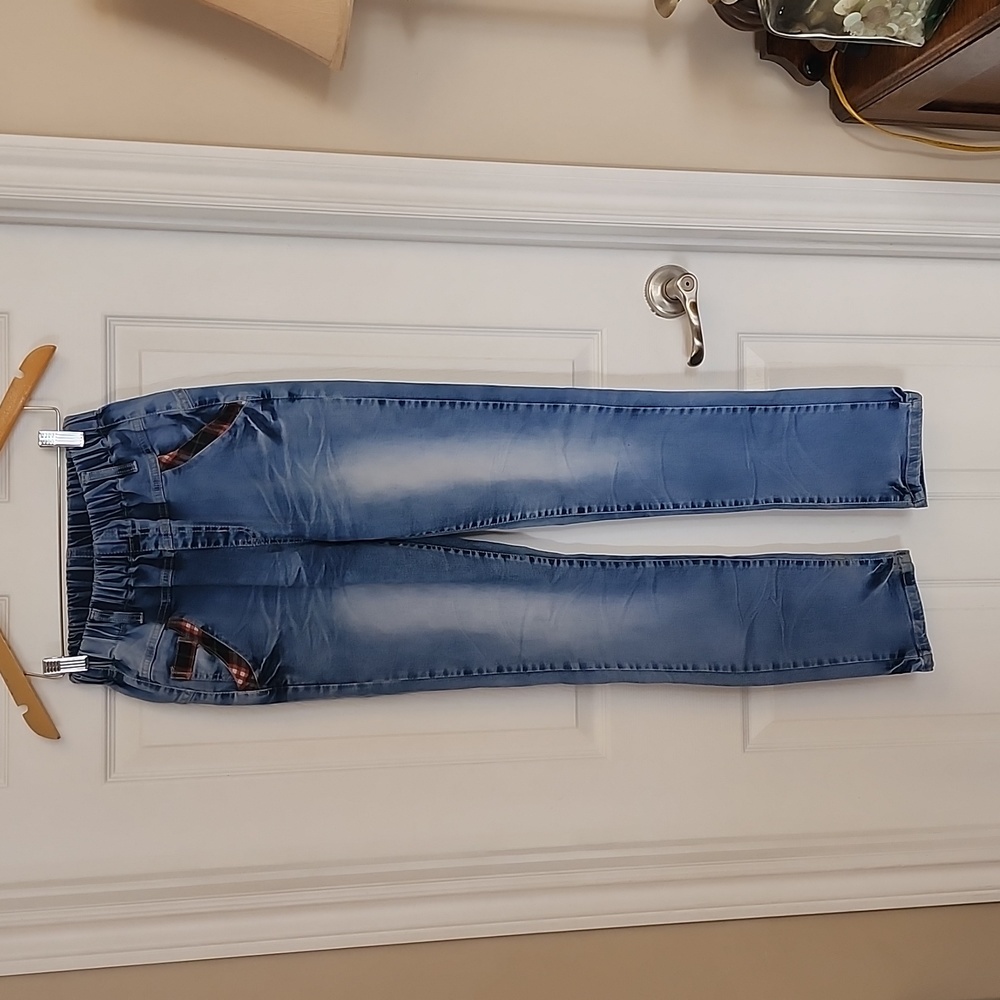 Mickey Mouse‎ Elastic Waistband Soft Stretch Denim Color Pants. Size 31.